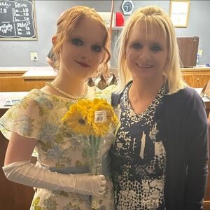 Meet your Posher, Christen